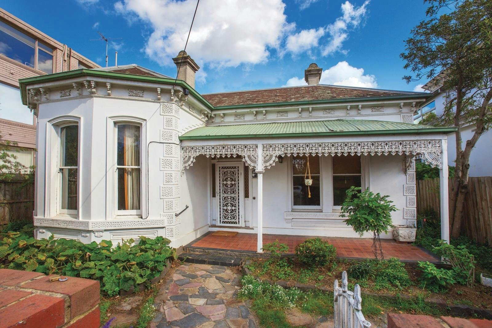 5 Kooyong Road, Armadale, VIC