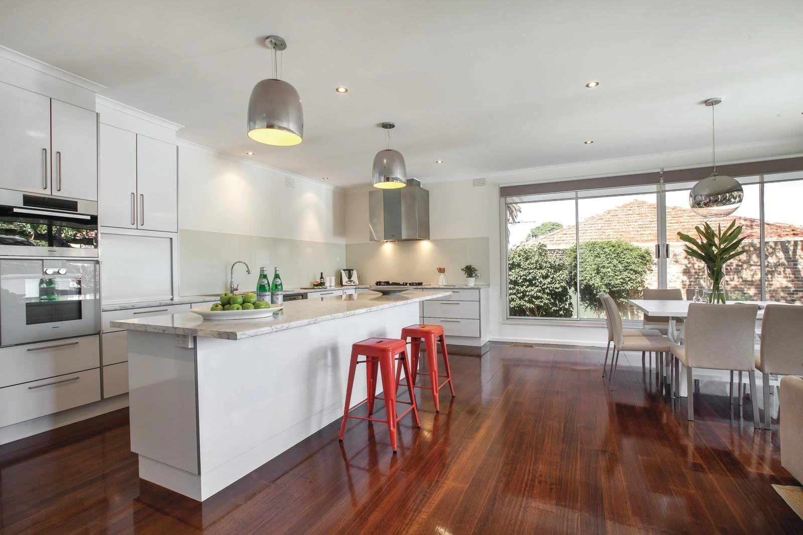 2 Heatherleigh Place, Malvern East, VIC