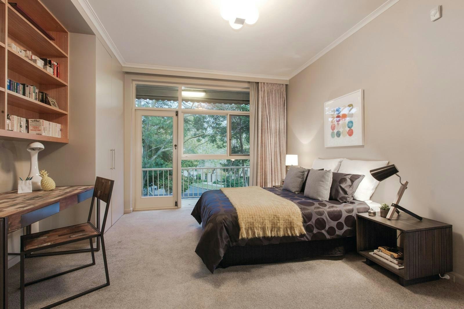 4 Woorigoleen Road, Toorak, VIC