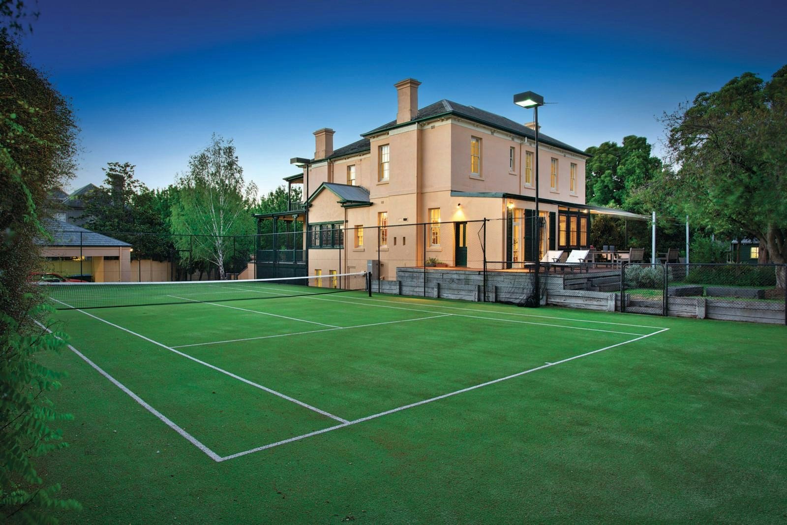 31 Hampden Road, Armadale, VIC