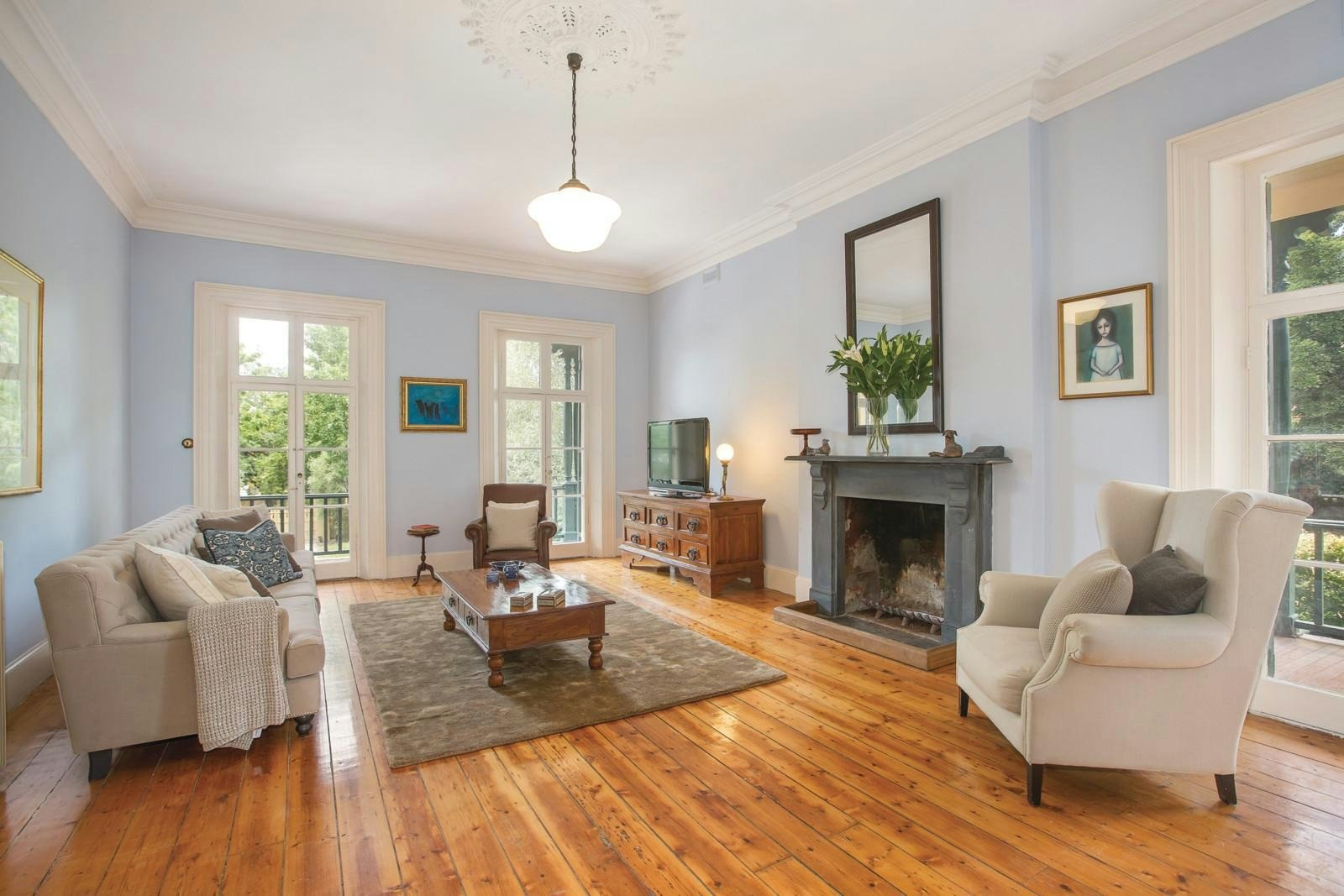 31 Hampden Road, Armadale, VIC