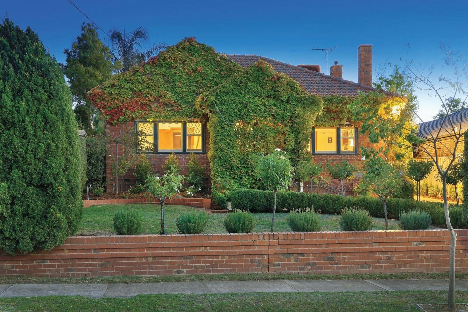 34 Eleanor Street, Ashburton, VIC