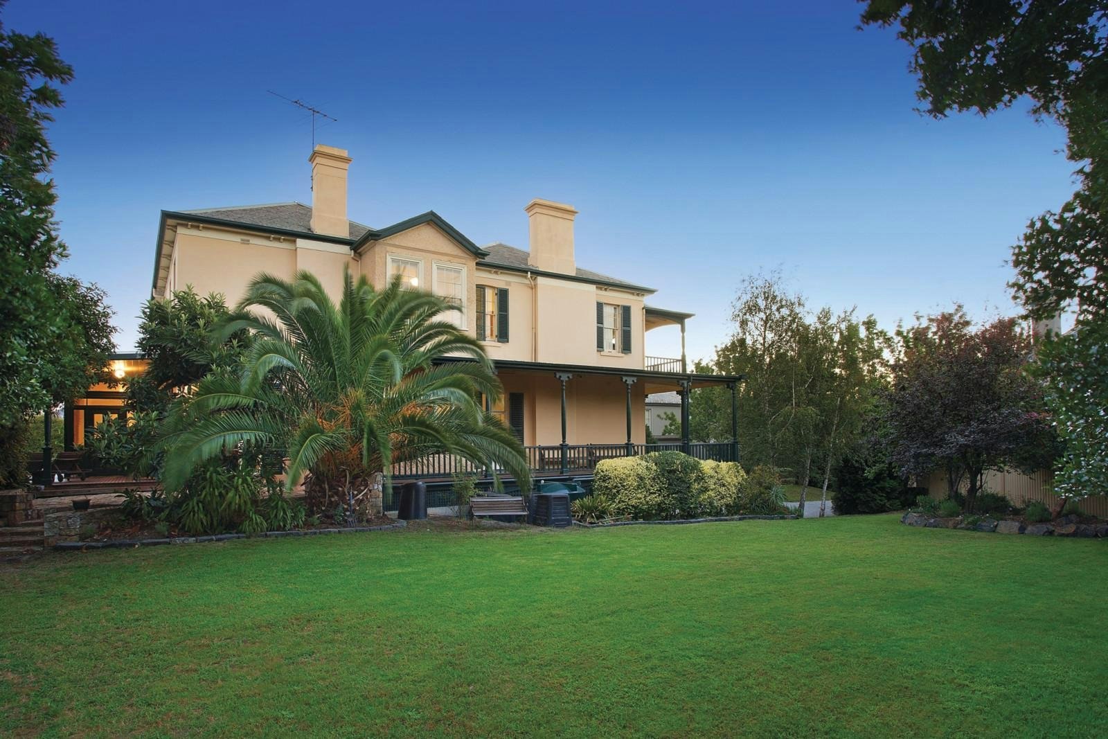 31 Hampden Road, Armadale, VIC