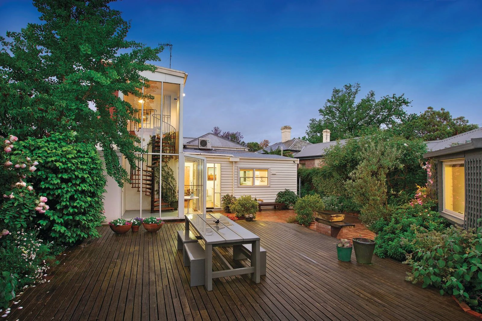 10 Elm Grove, Armadale, VIC