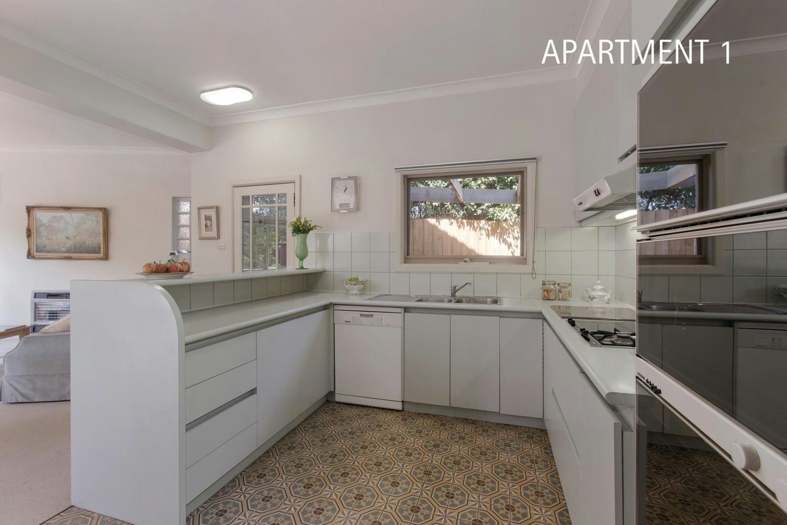 4 Yarradale Road, Toorak, VIC