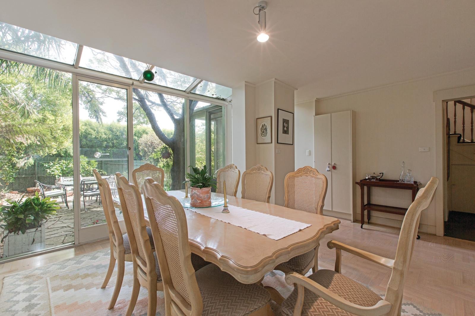 32 Sargood Street, Toorak - Thumbnail 7