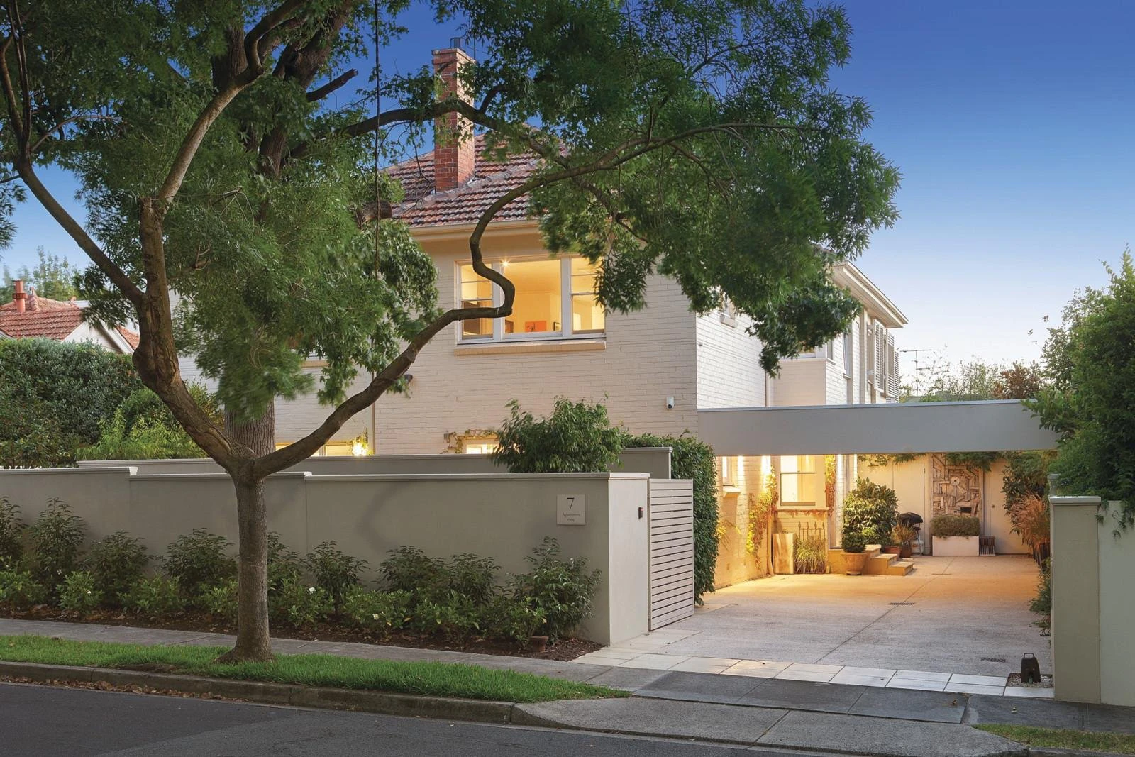 1/7 Iona Avenue, Toorak, VIC