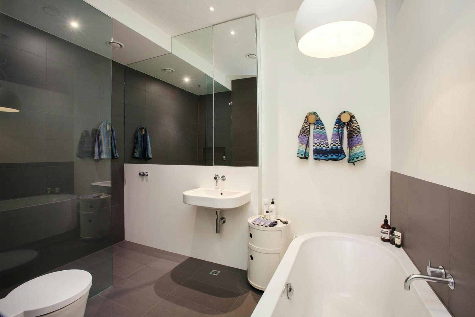 14 Balmerino Avenue, Toorak, VIC