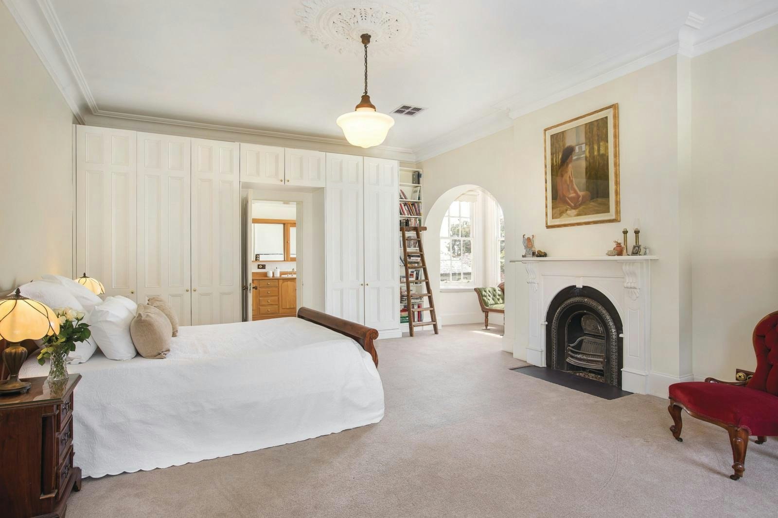 31 Hampden Road, Armadale, VIC