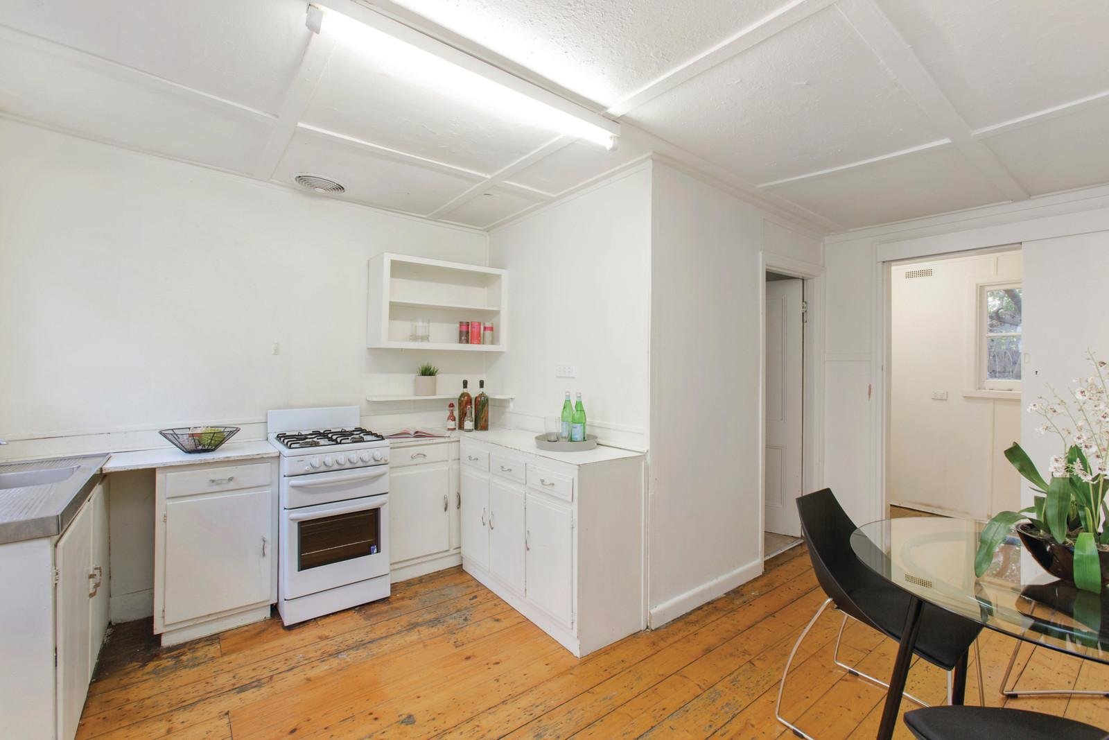 2 Clarendon Street, Armadale - Thumbnail 4
