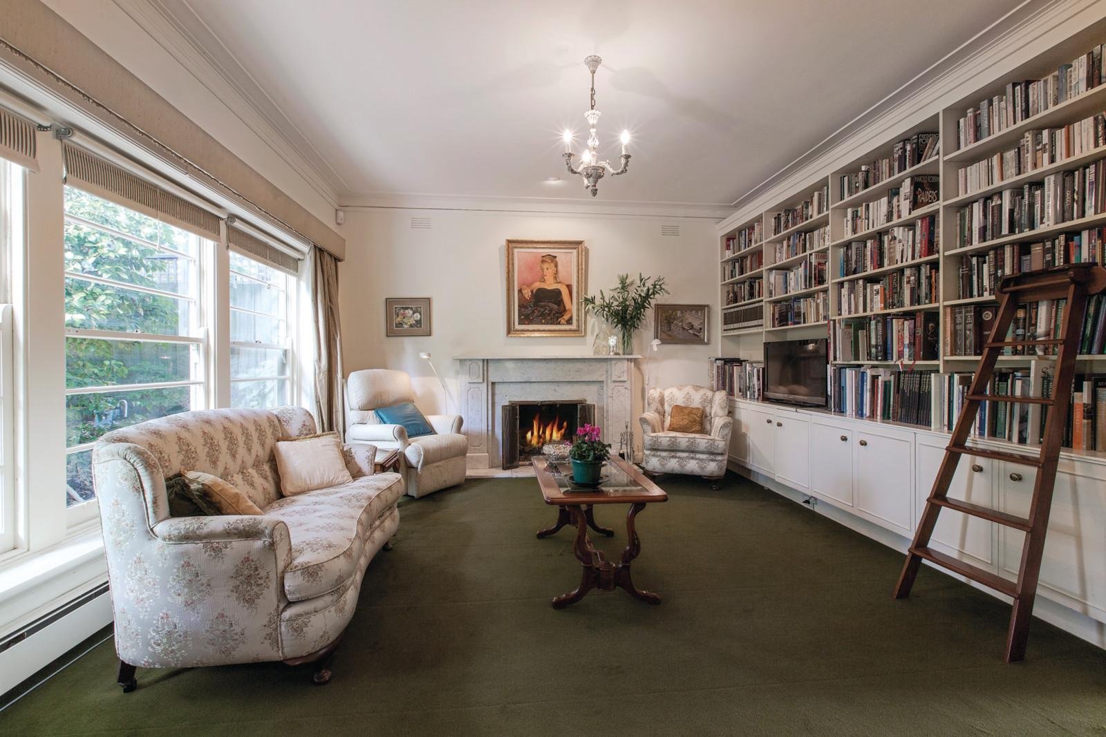 32 Sargood Street, Toorak - Thumbnail 3