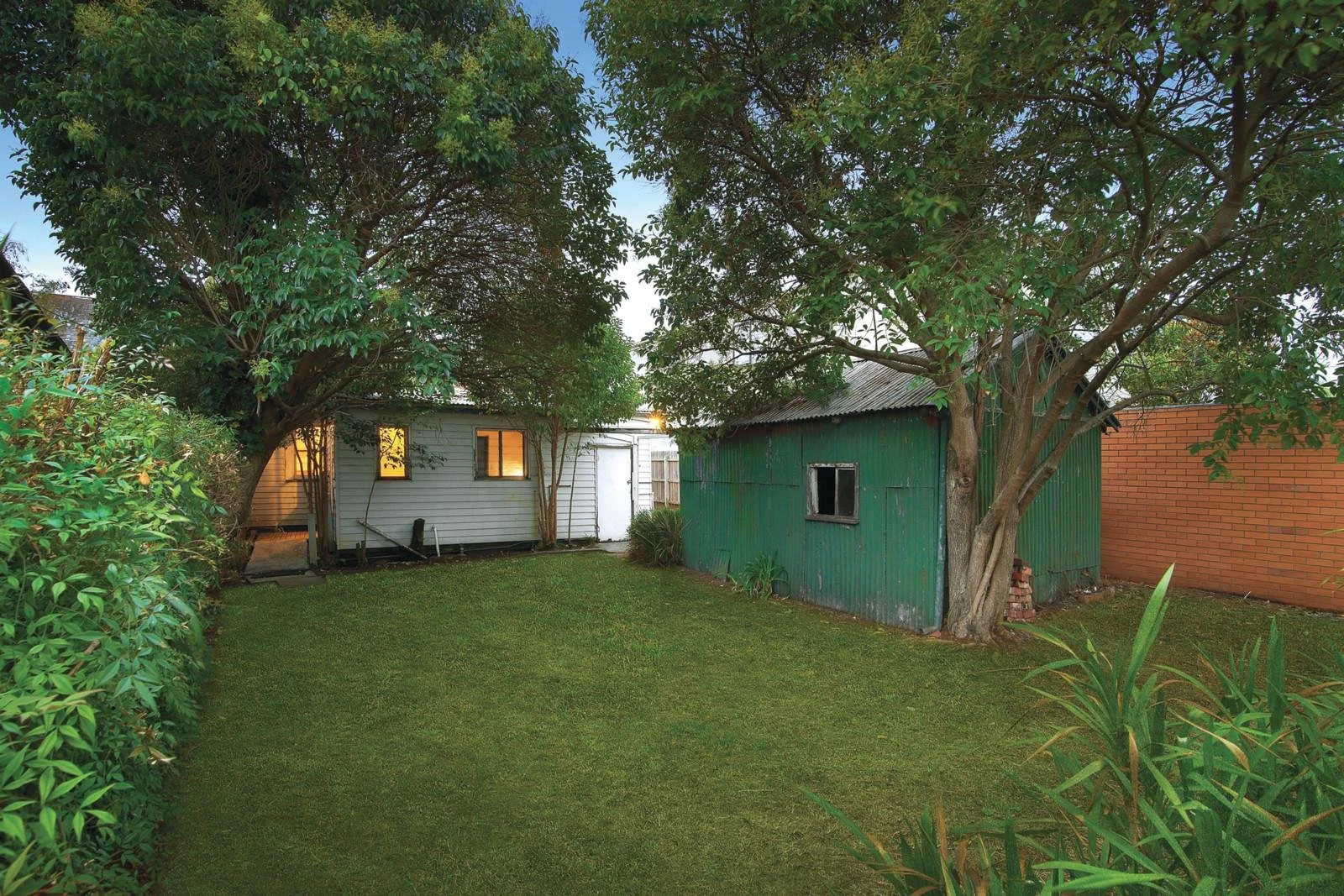 2 Clarendon Street, Armadale, VIC