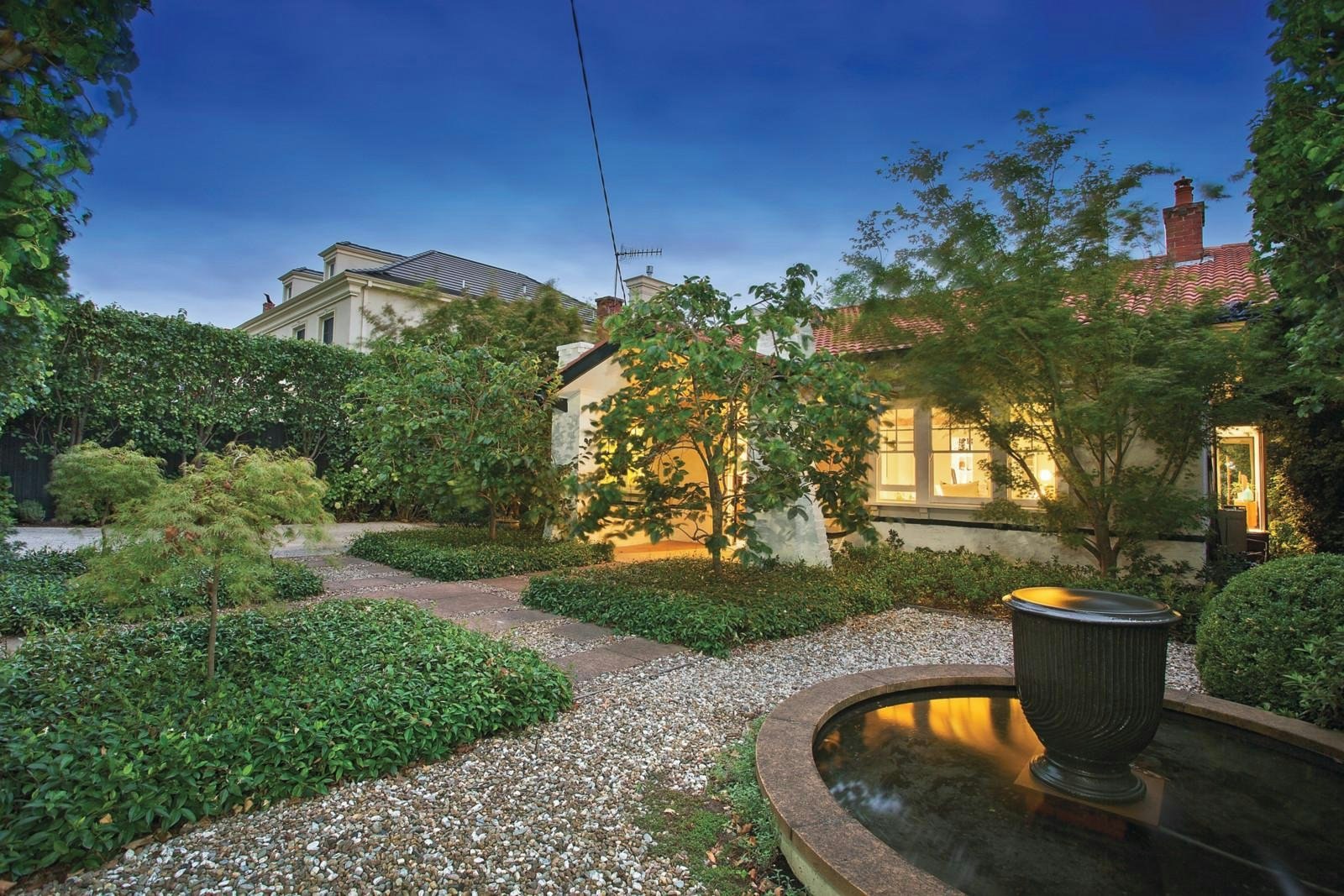 26 Cochran Avenue, Camberwell, VIC