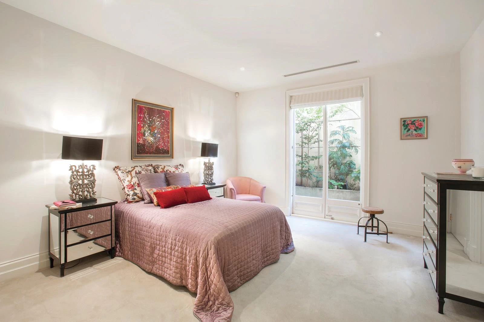 2/6 Mathoura Road, Toorak, VIC
