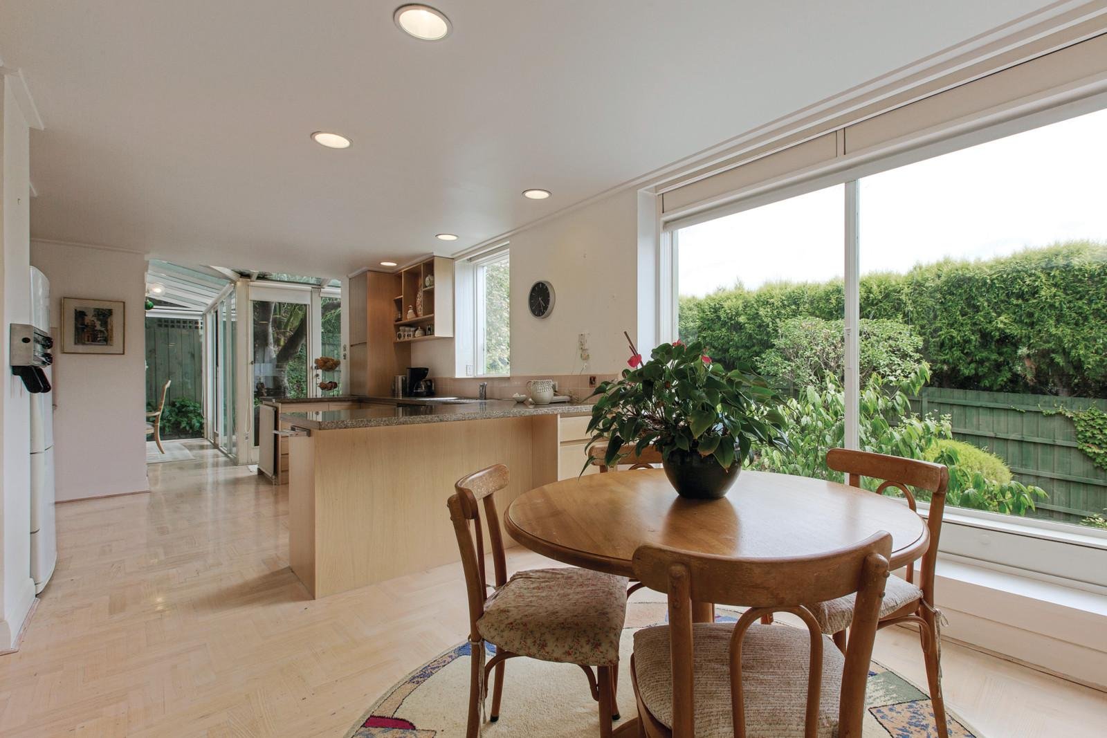 32 Sargood Street, Toorak - Thumbnail 5