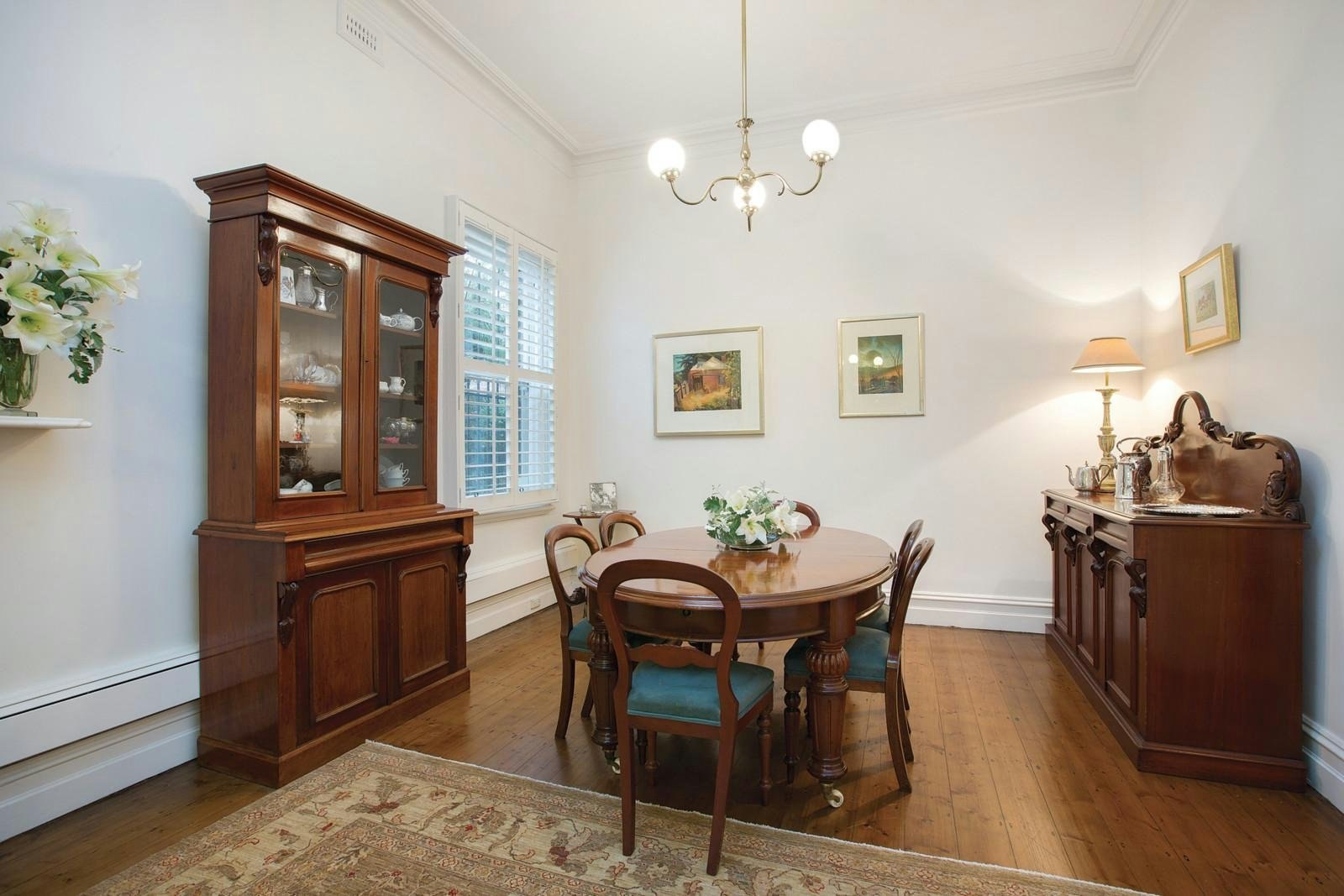 10 Elm Grove, Armadale, VIC