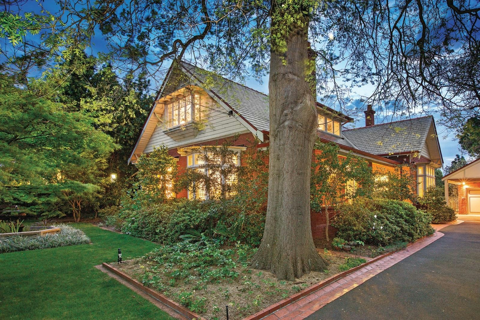 17 Wyuna Road, Caulfield North, VIC