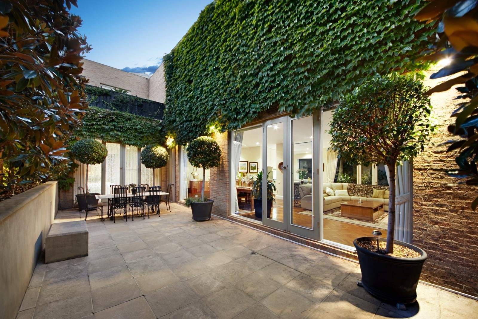 Residence 1, 21 Hill Street, Toorak - Thumbnail 2
