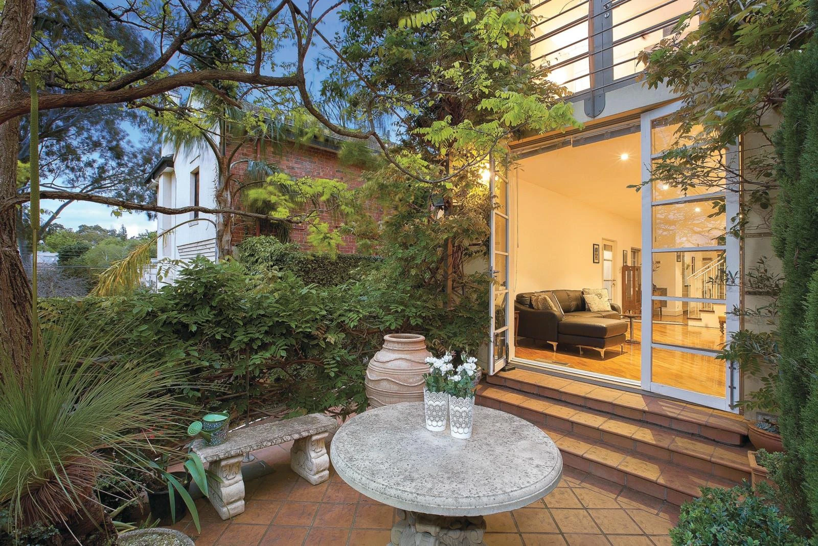 16 Burnie Street, Toorak, VIC