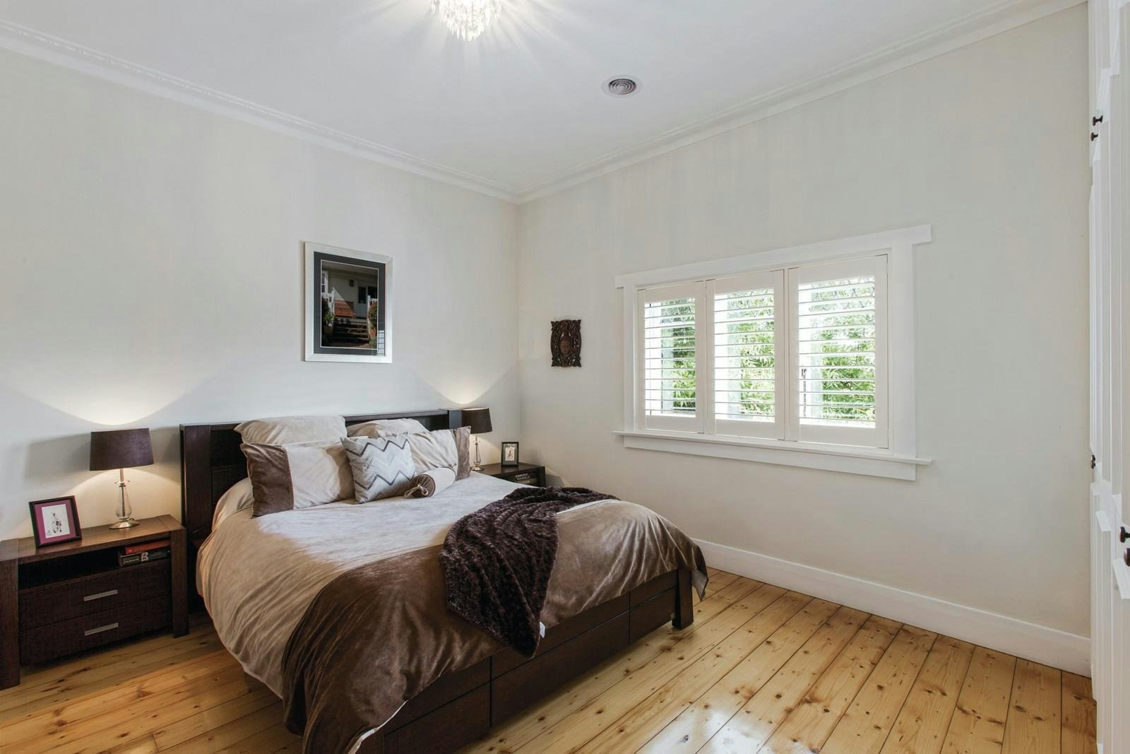 25 Albion Road, Glen Iris, VIC