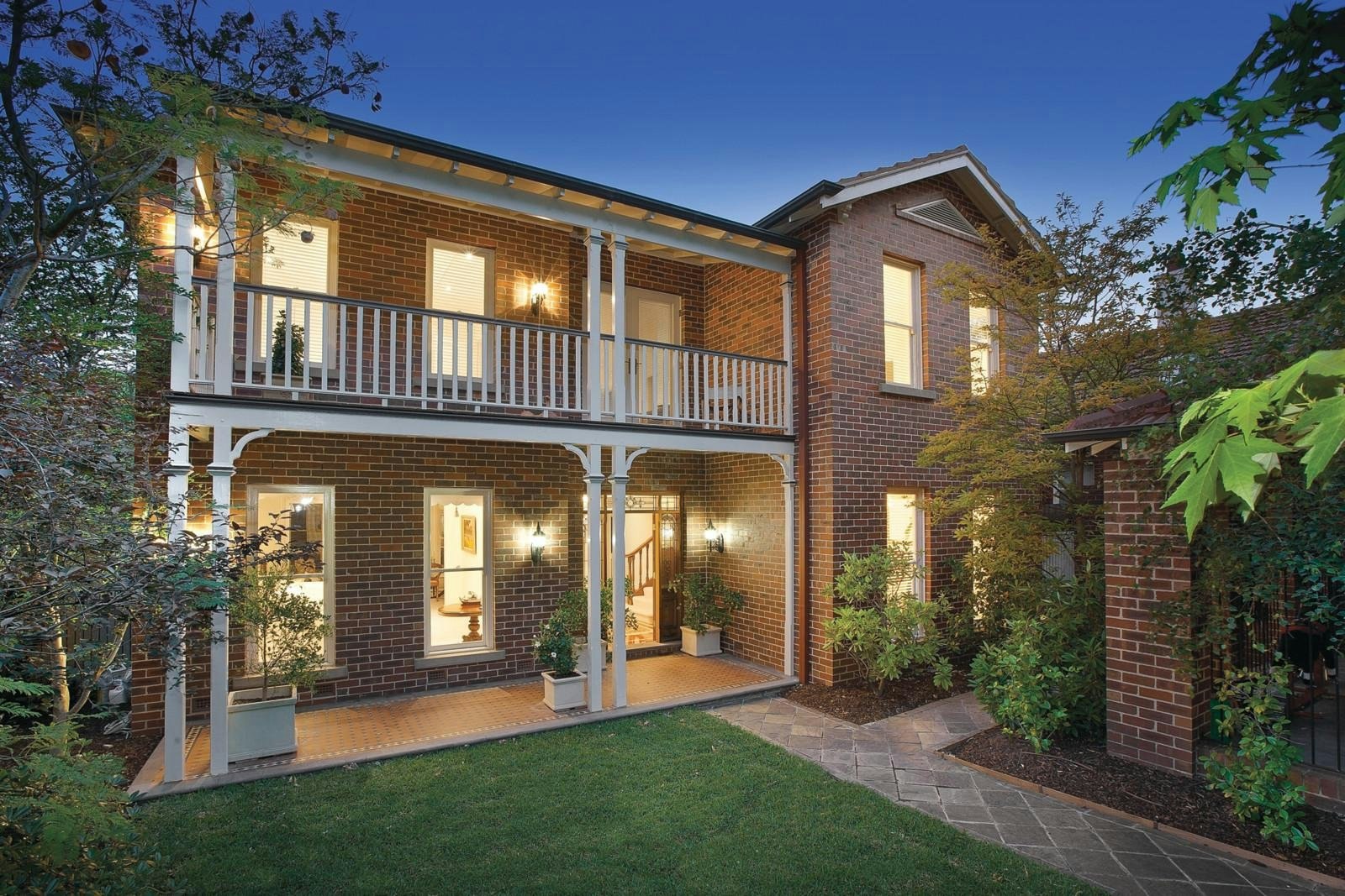 10 Erica Avenue, Glen Iris, VIC