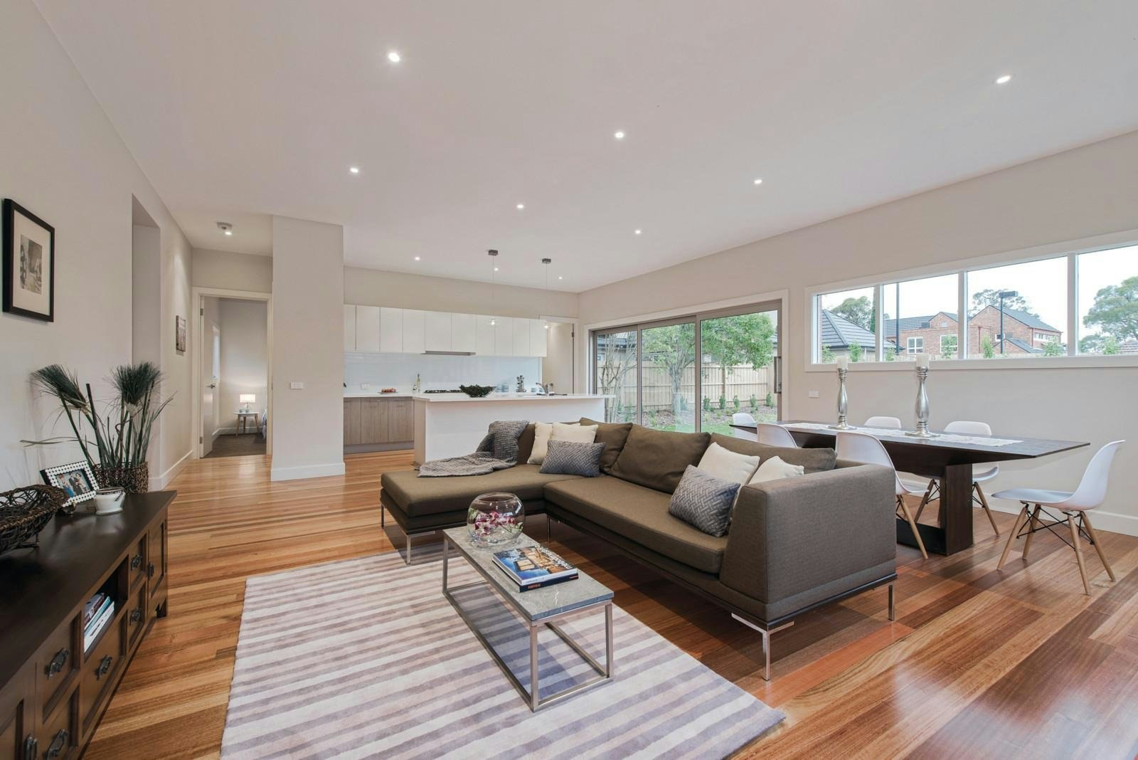 12 St Georges Crescent, Ashburton, VIC