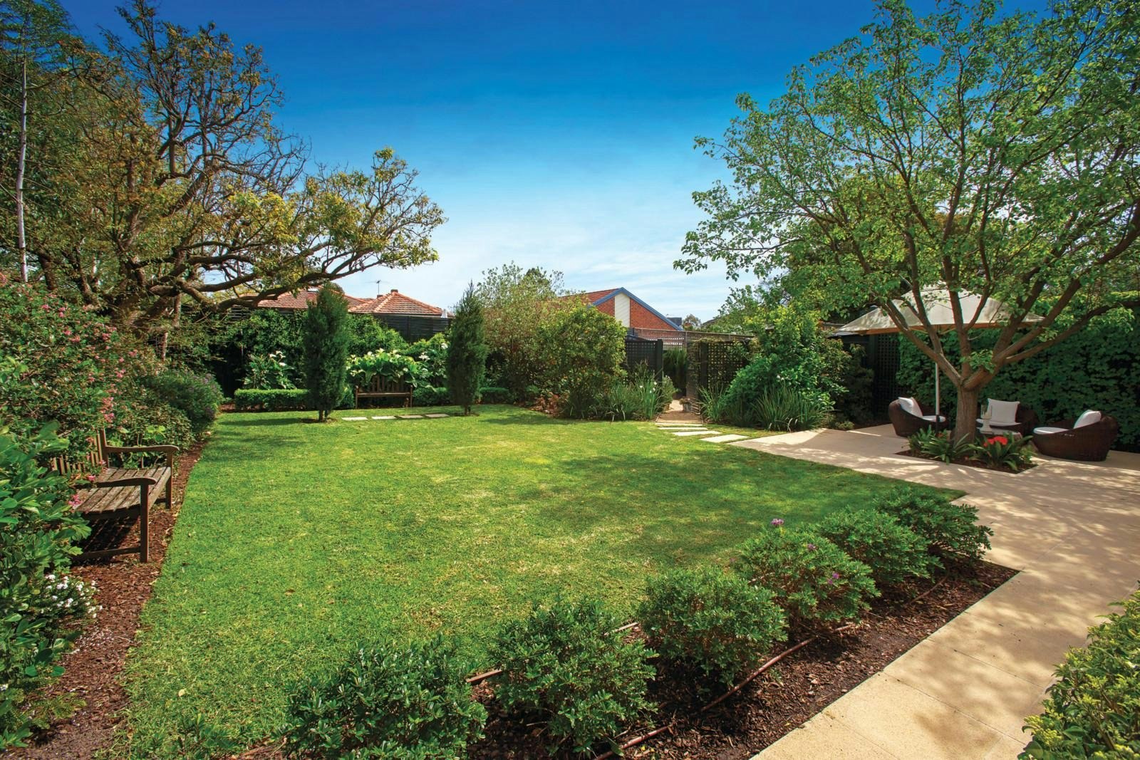 8 Young Street, Ashburton, VIC