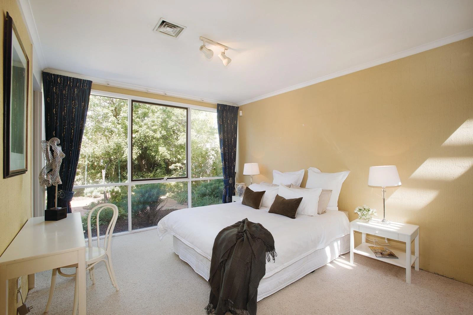 11 Bonview Road, Malvern, VIC