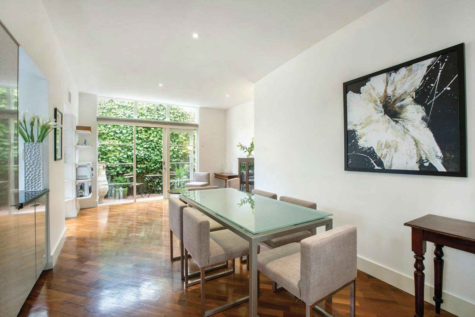 16 Burnie Street, Toorak, VIC