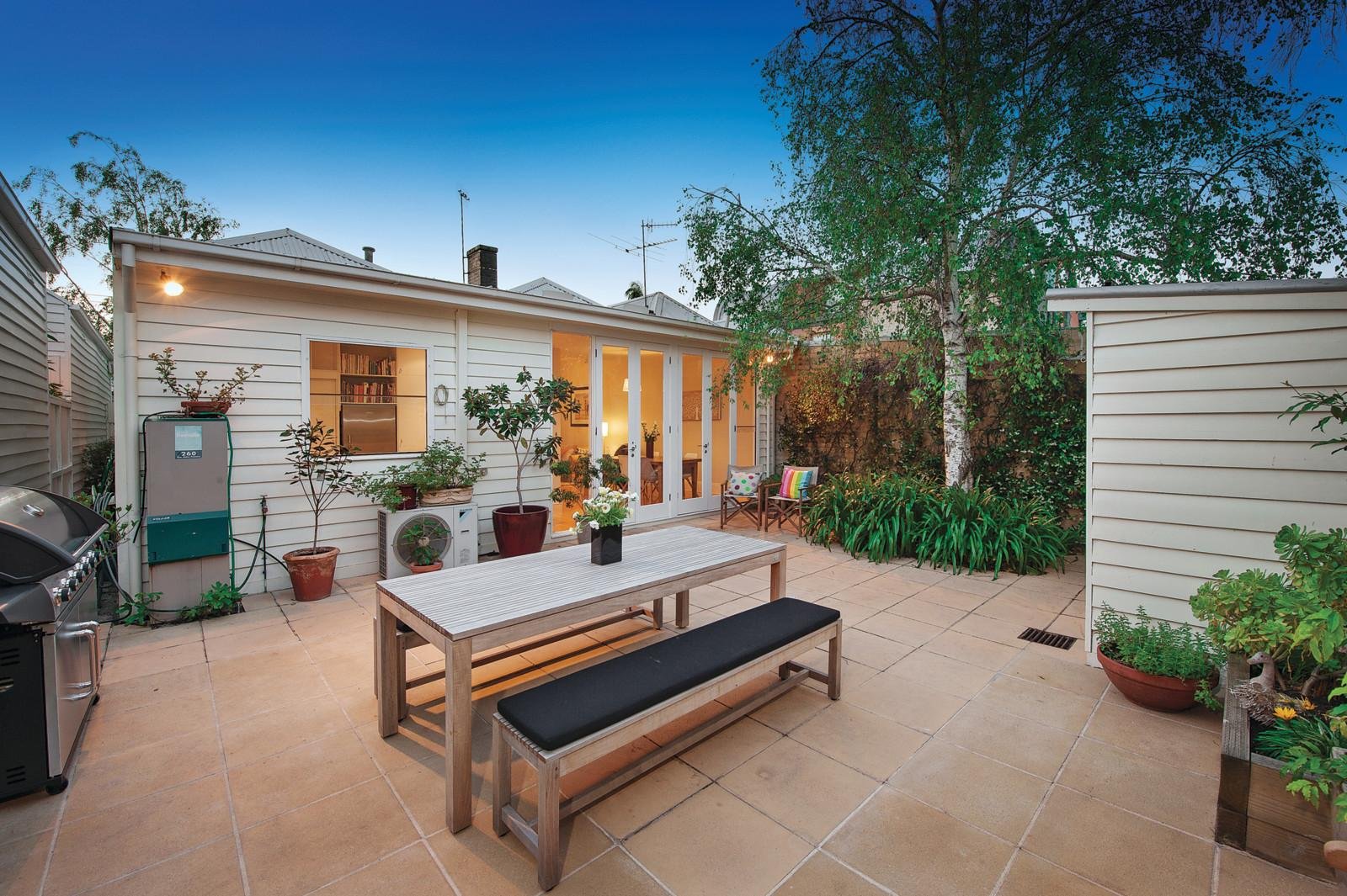 70 Moore Street, South Yarra - Thumbnail 2