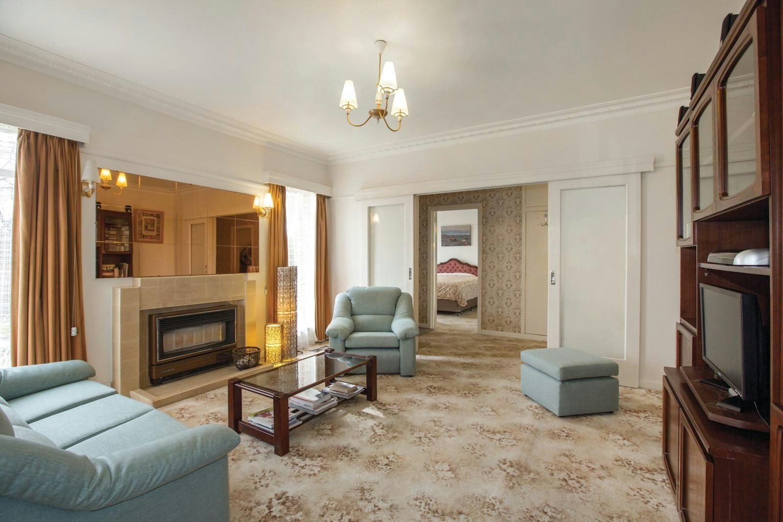 17 Clitus Avenue, Glen Iris, VIC