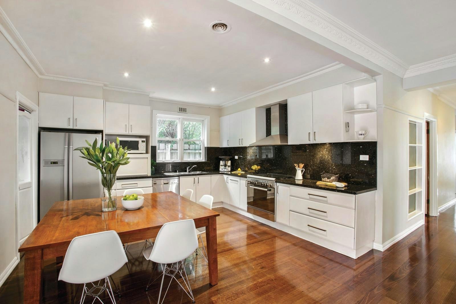 2 Gabriel Avenue, Malvern East, VIC