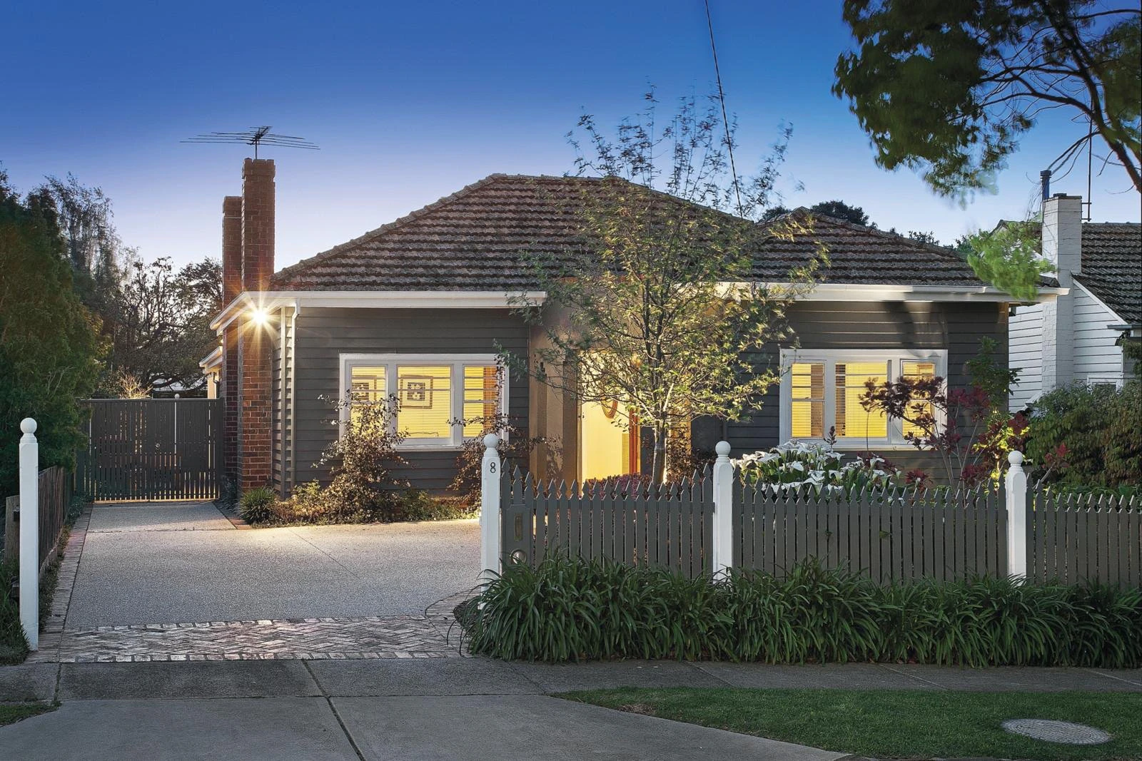 8 Young Street, Ashburton, VIC