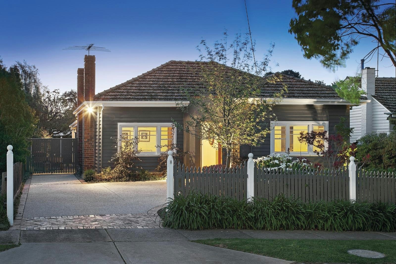 8 Young Street, Ashburton, VIC