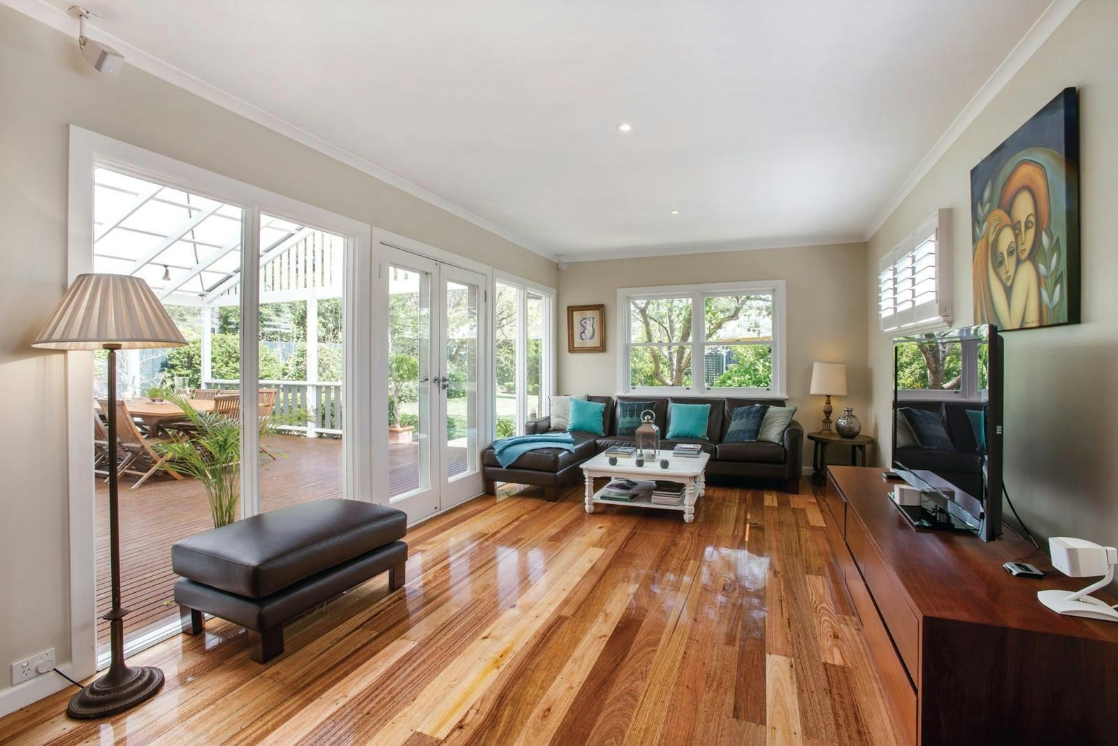 8 Young Street, Ashburton, VIC