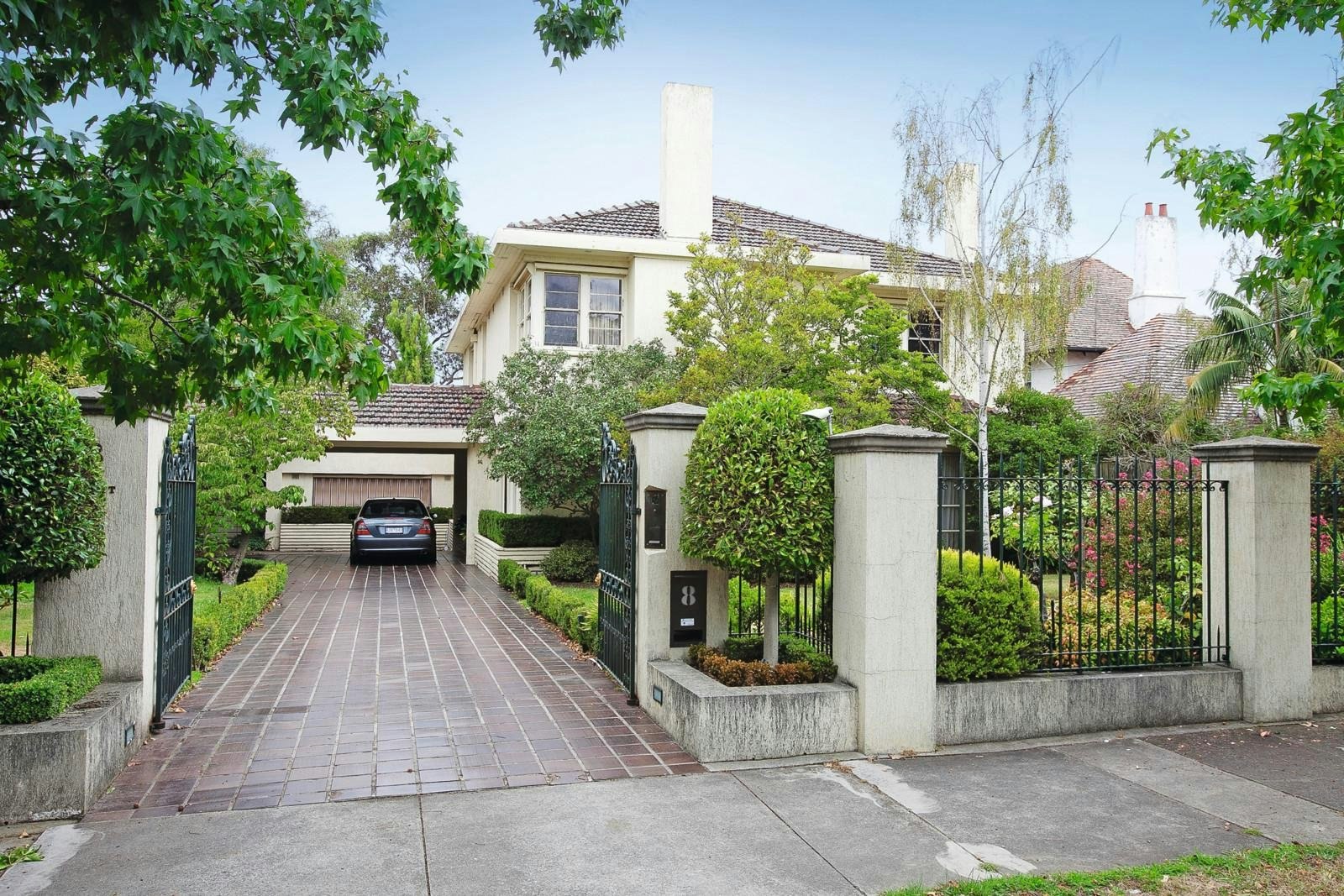 8 Hopetoun Road, Toorak, VIC