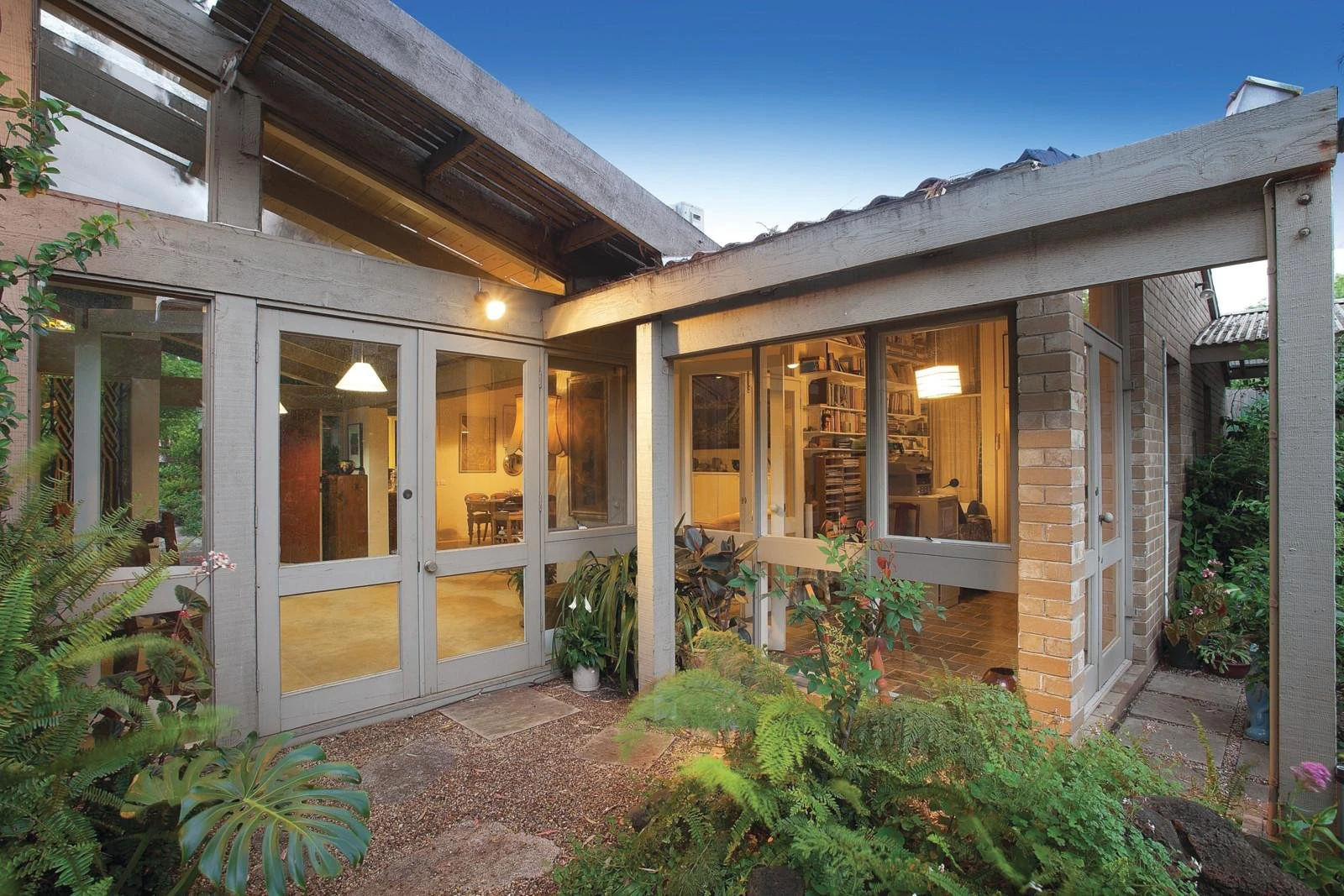 17 Parslow Street, Malvern, VIC