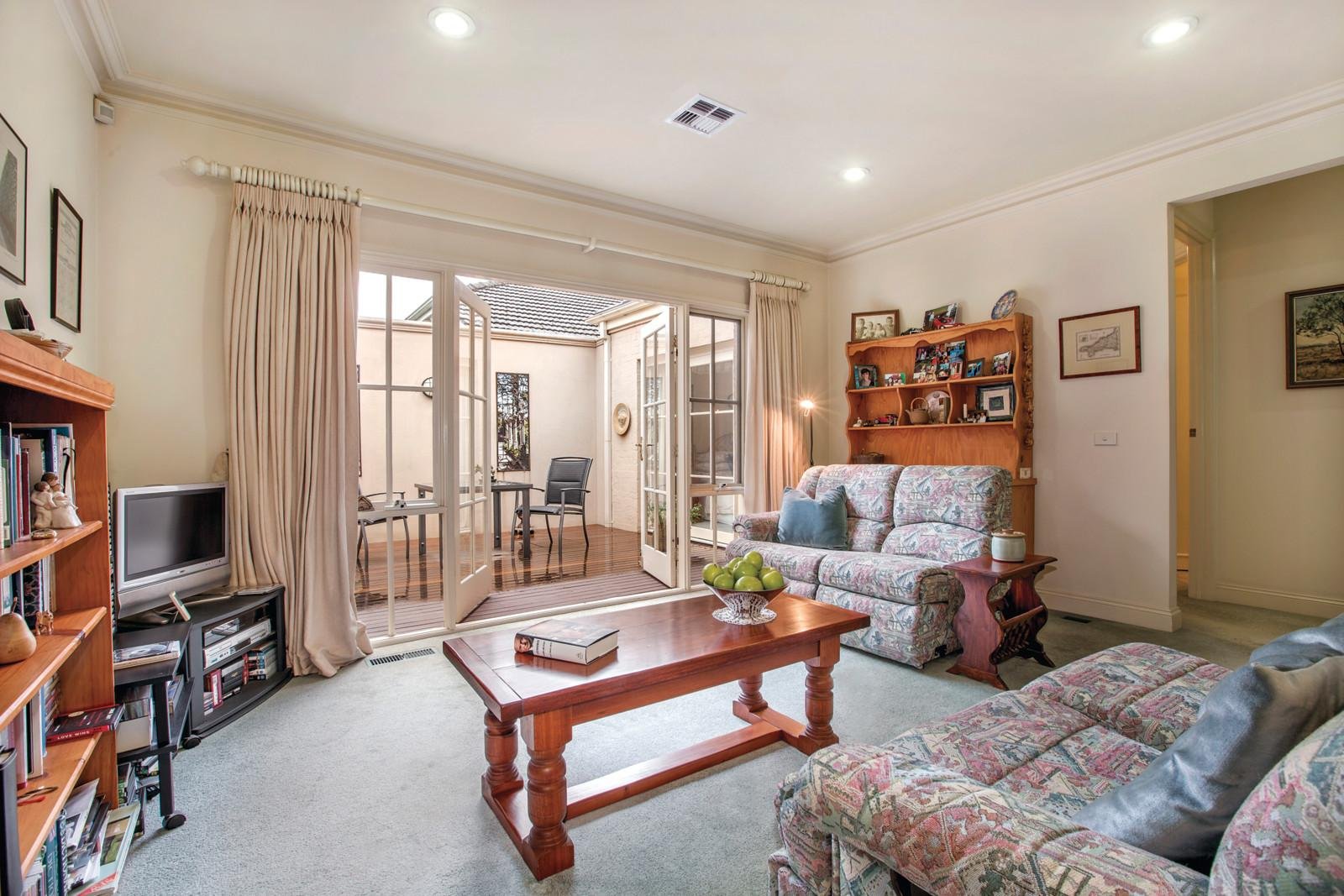 1/66 Burke Road, Malvern East - Thumbnail 4