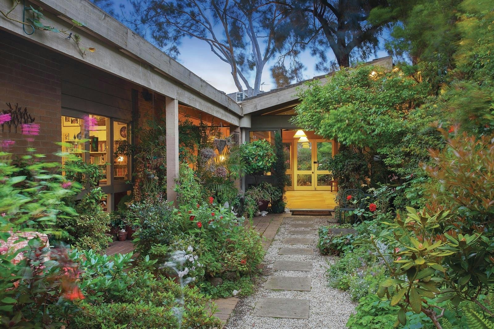 17 Parslow Street, Malvern, VIC