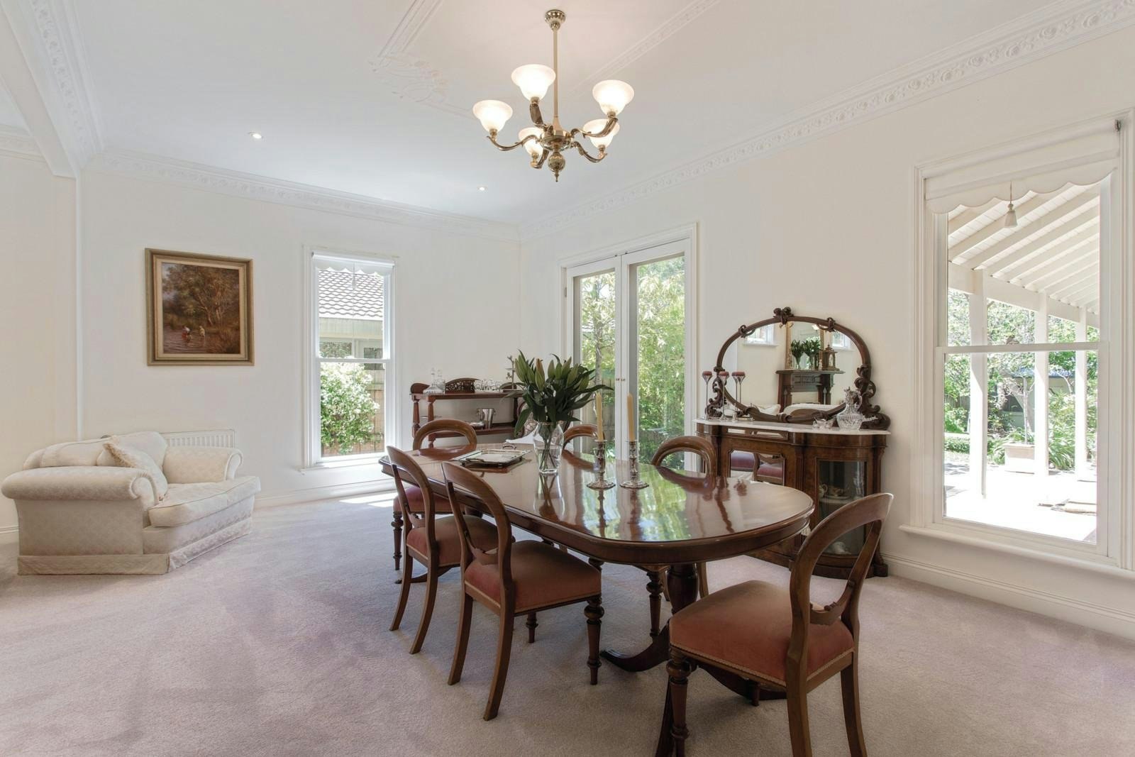 10 Erica Avenue, Glen Iris, VIC