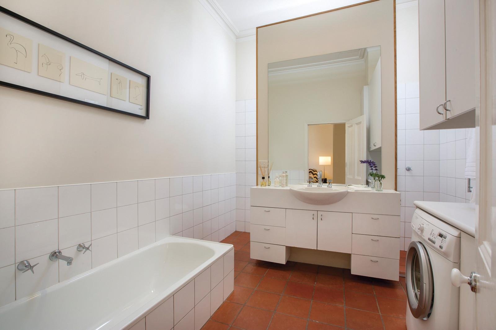 70 Moore Street, South Yarra - Thumbnail 8