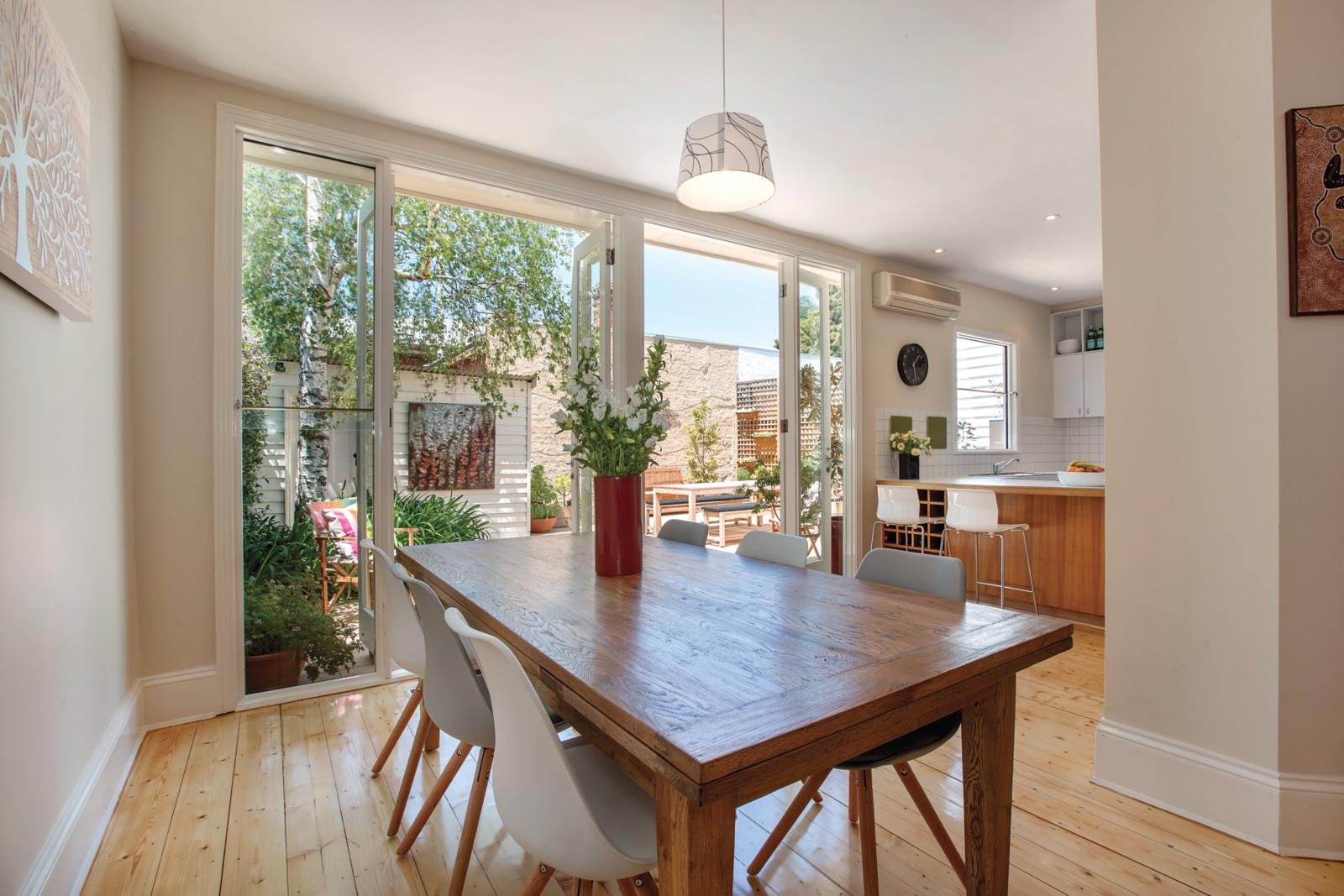 70 Moore Street, South Yarra - Thumbnail 4