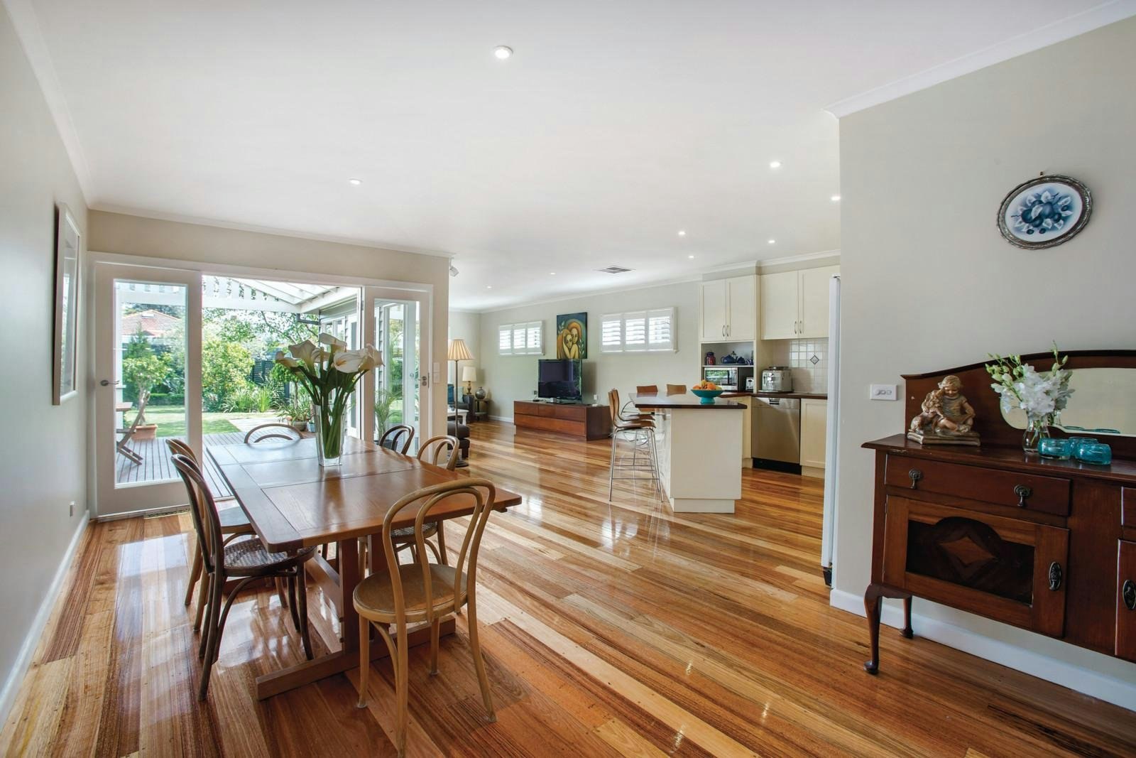 8 Young Street, Ashburton, VIC