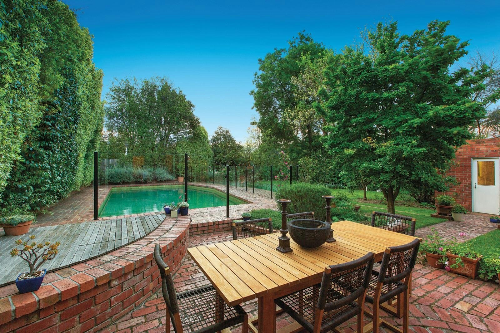 17 Wyuna Road, Caulfield North, VIC