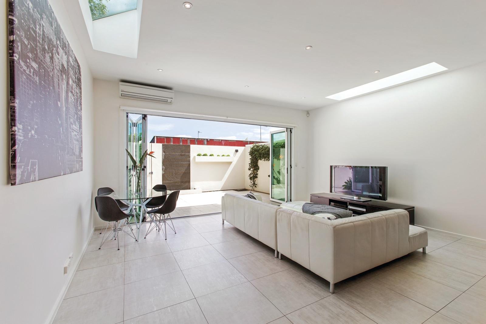 19 Westbourne Street, Prahran - Thumbnail 3