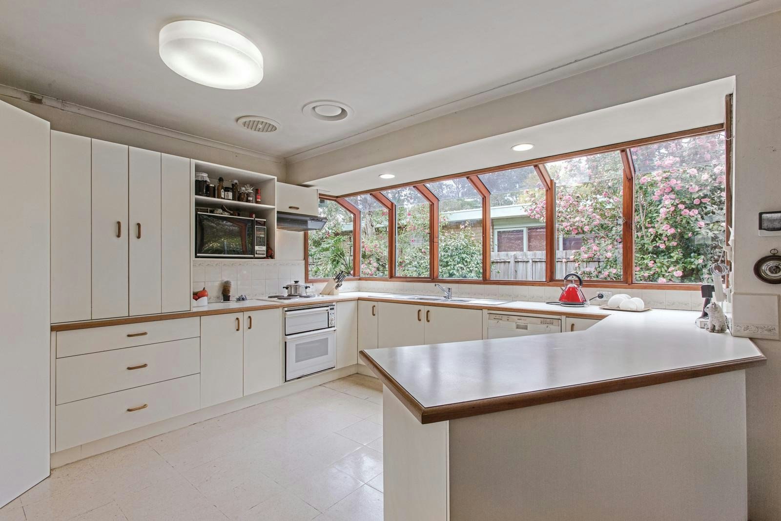 110 Great Valley Road, Glen Iris, VIC