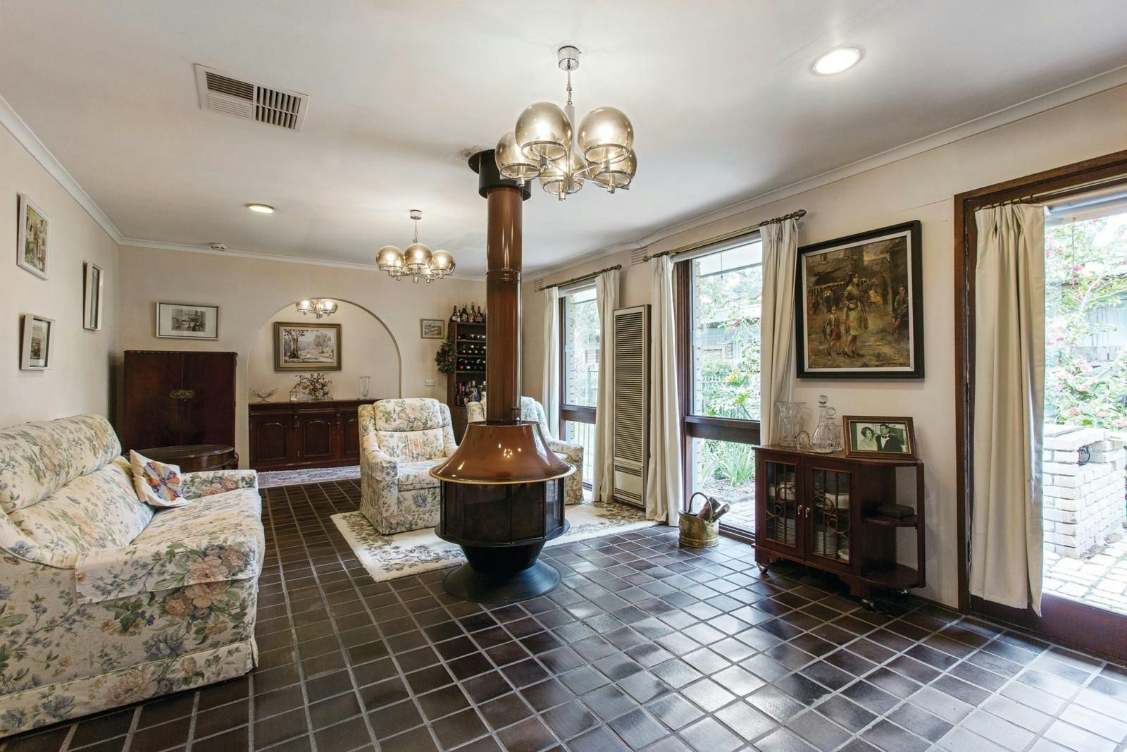 110 Great Valley Road, Glen Iris, VIC