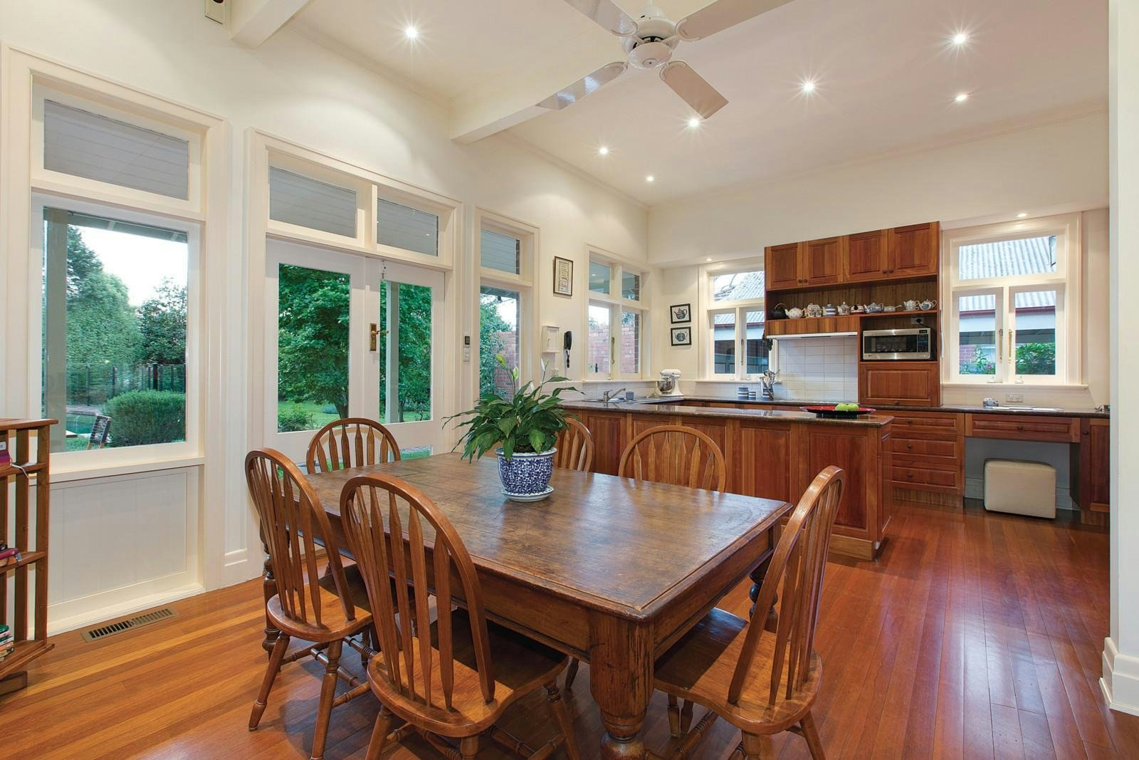 17 Wyuna Road, Caulfield North, VIC