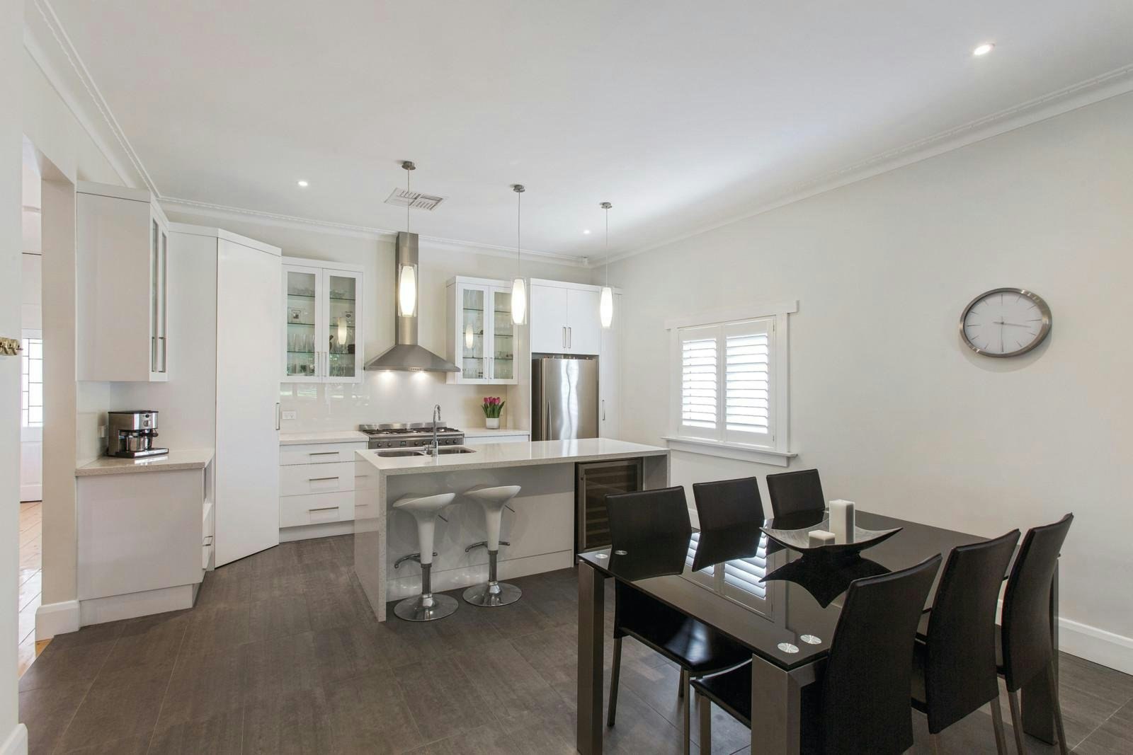 25 Albion Road, Glen Iris, VIC