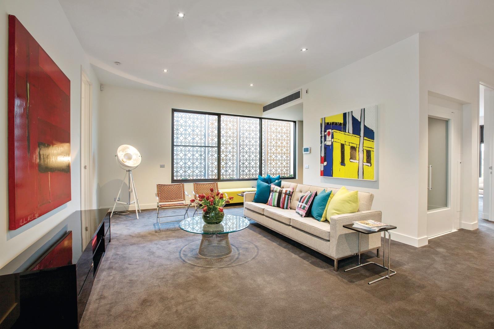 19 Brookville Road, Toorak - Thumbnail 8
